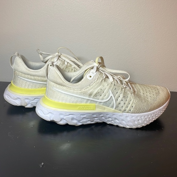 Nike Shoes - Nike React Infinity Flyknit 2